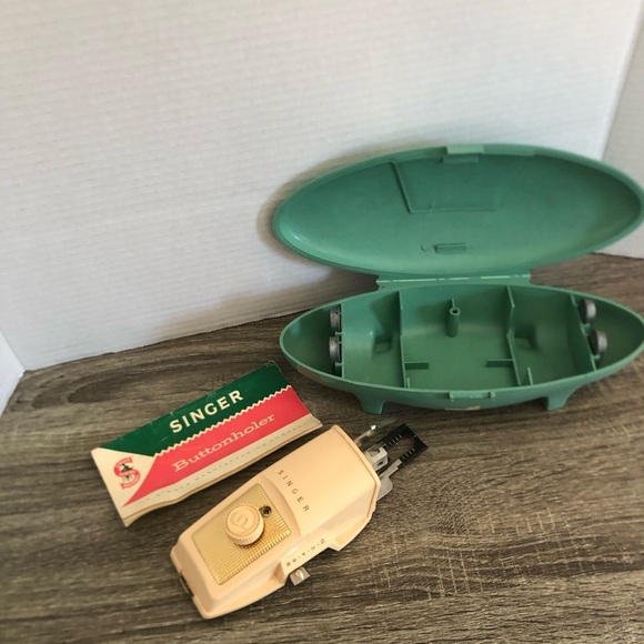 Vtg Singer Buttonholer Attachment - Picture 3 of 9
